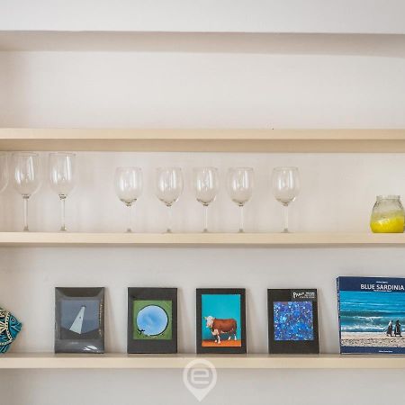 Mirabel Apartment - Wonderful Flat In City Center Cagliari Eksteriør billede
