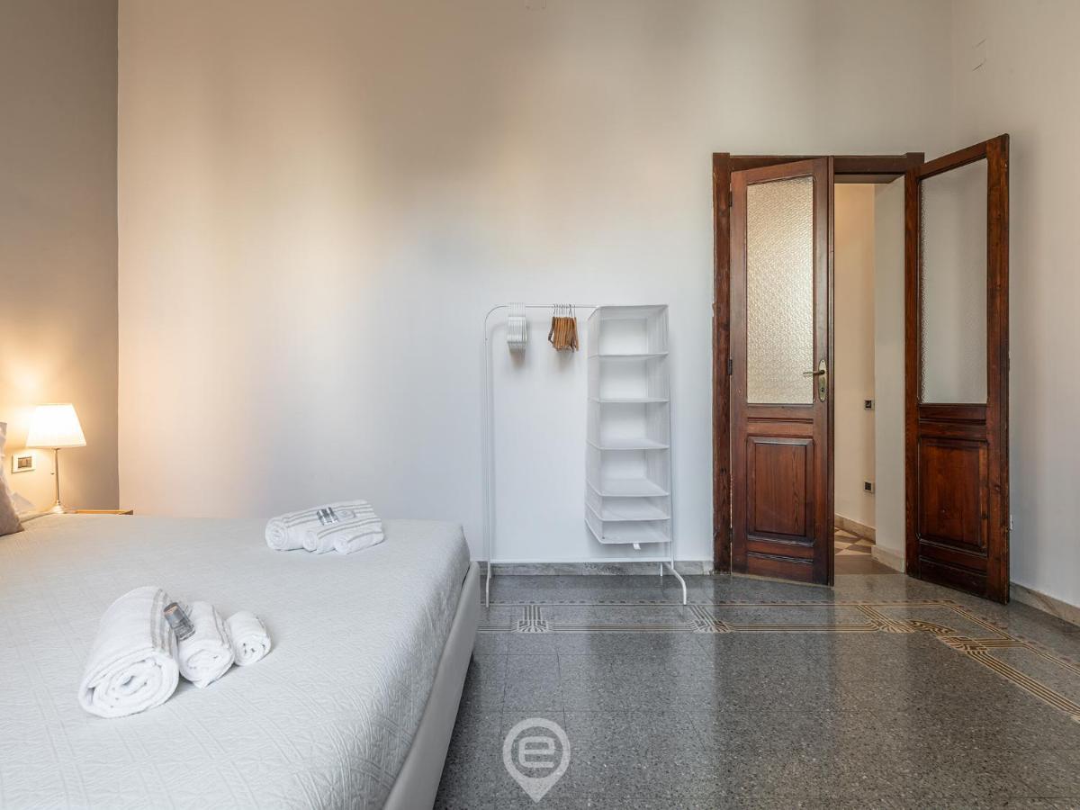 Mirabel Apartment - Wonderful Flat In City Center Cagliari Eksteriør billede
