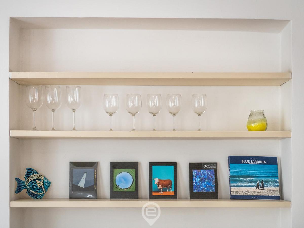 Mirabel Apartment - Wonderful Flat In City Center Cagliari Eksteriør billede