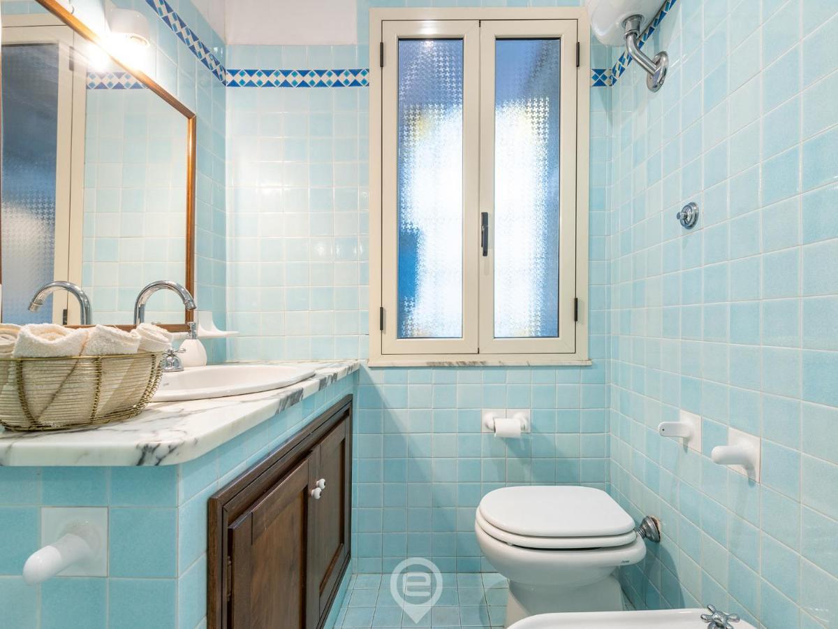 Mirabel Apartment - Wonderful Flat In City Center Cagliari Eksteriør billede