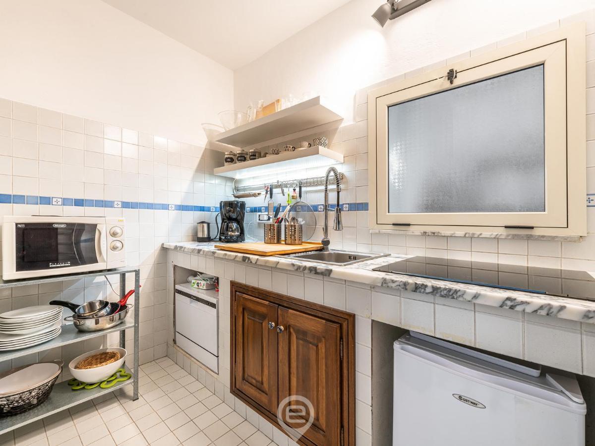 Mirabel Apartment - Wonderful Flat In City Center Cagliari Eksteriør billede